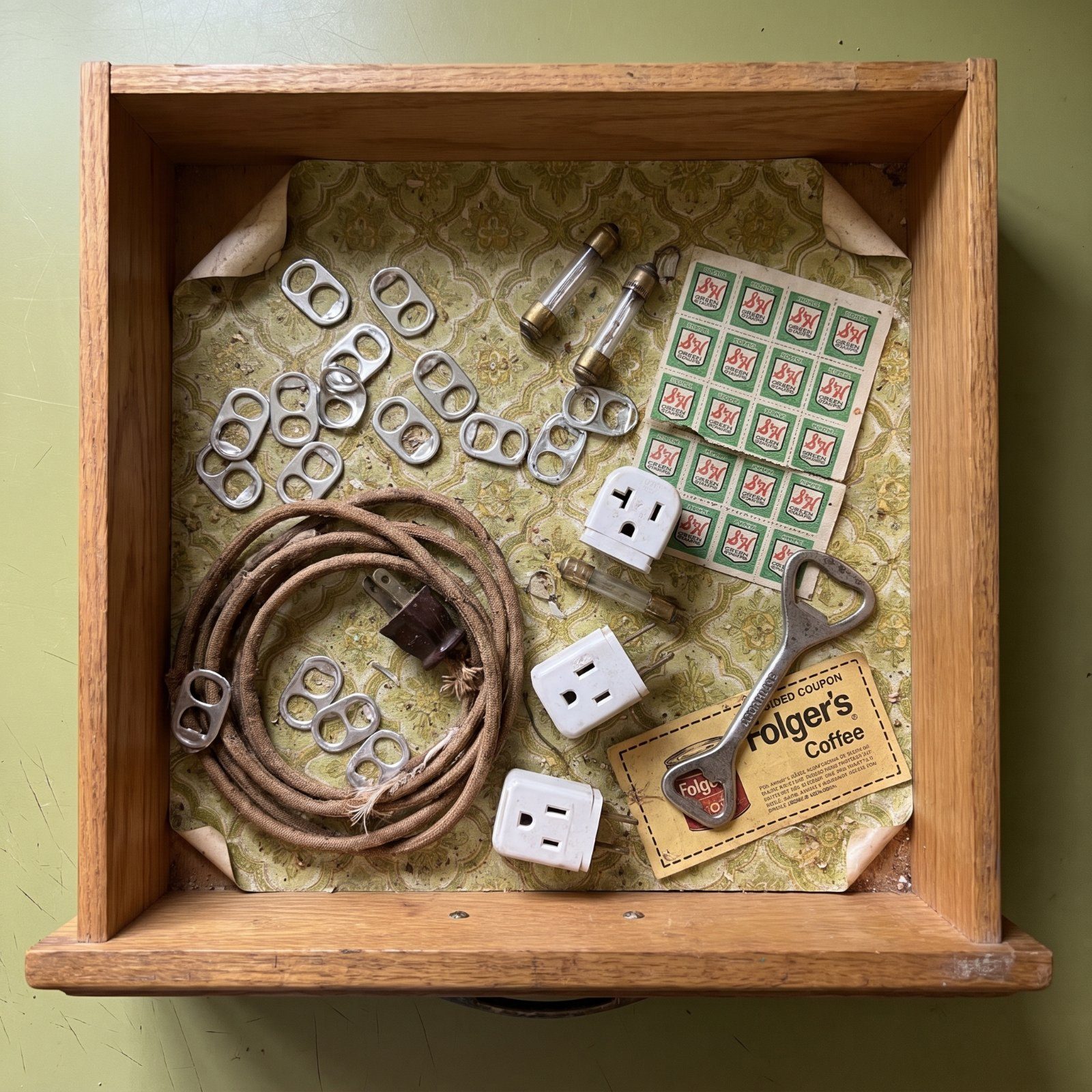 46 Things Every Kitchen Junk Drawer Held in the 1970s