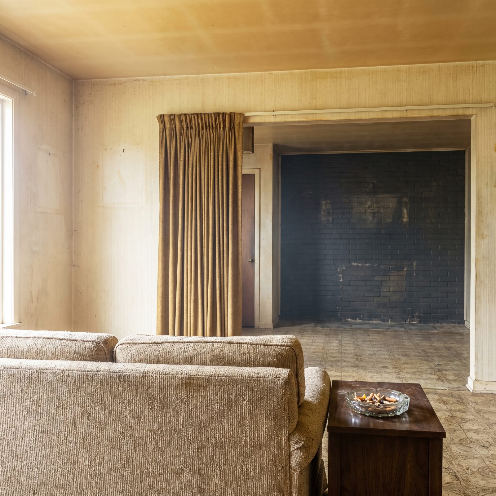 Smoke Odor Embedded in the Entryway